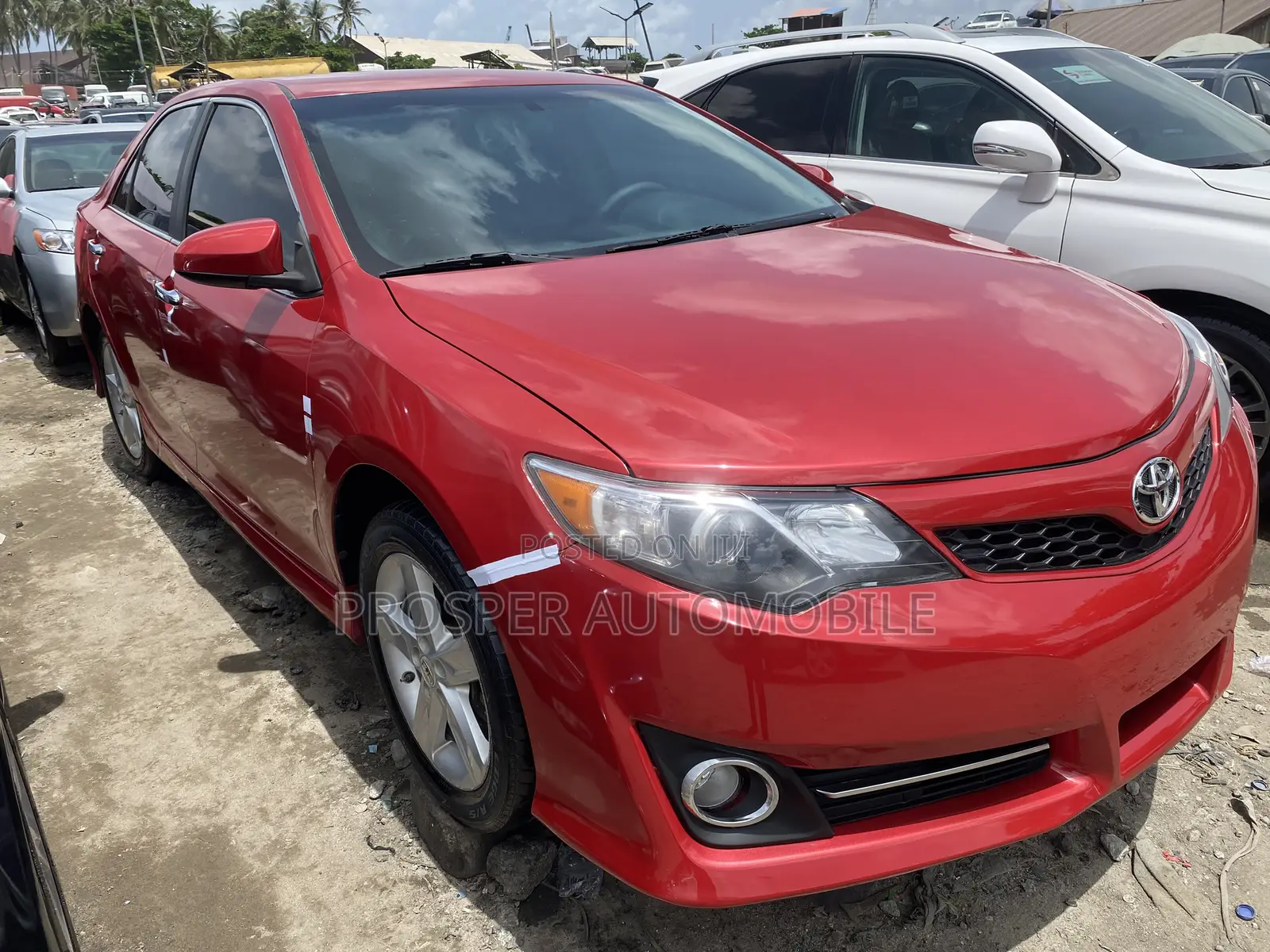 Toyota Camry 2012 Red