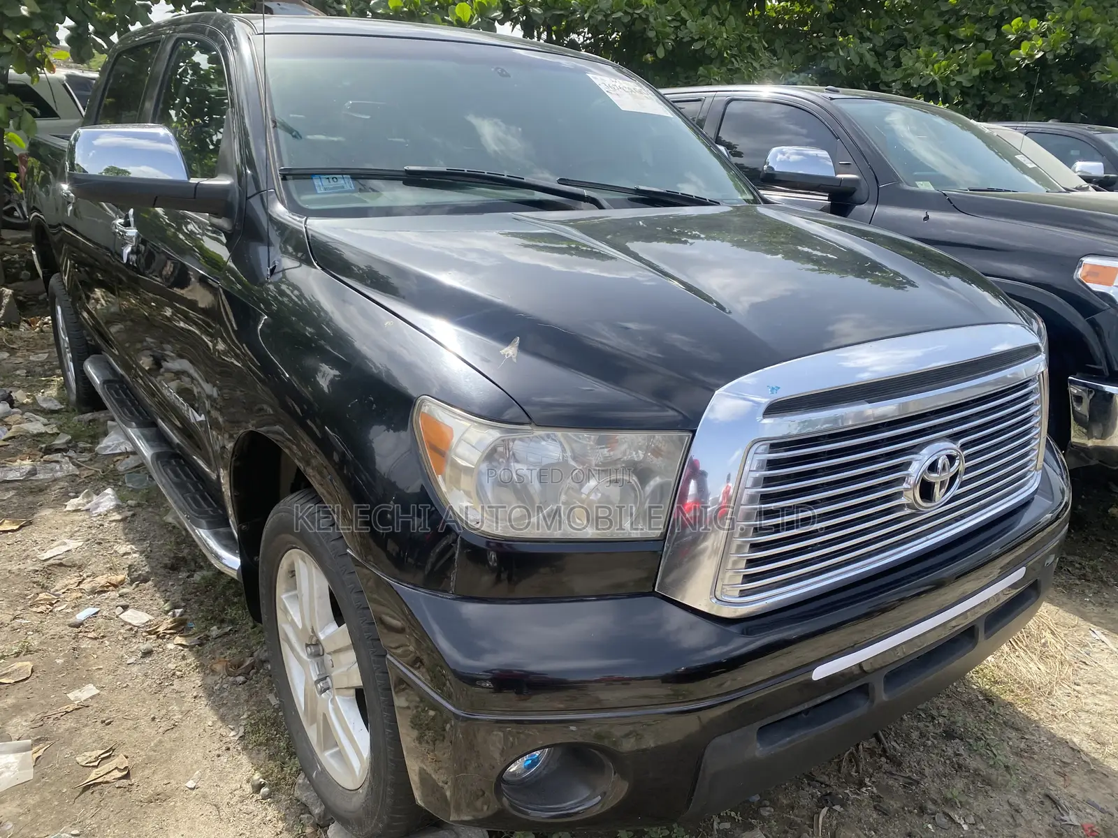 Toyota Tundra Regular Cab 4x4 2010 Black