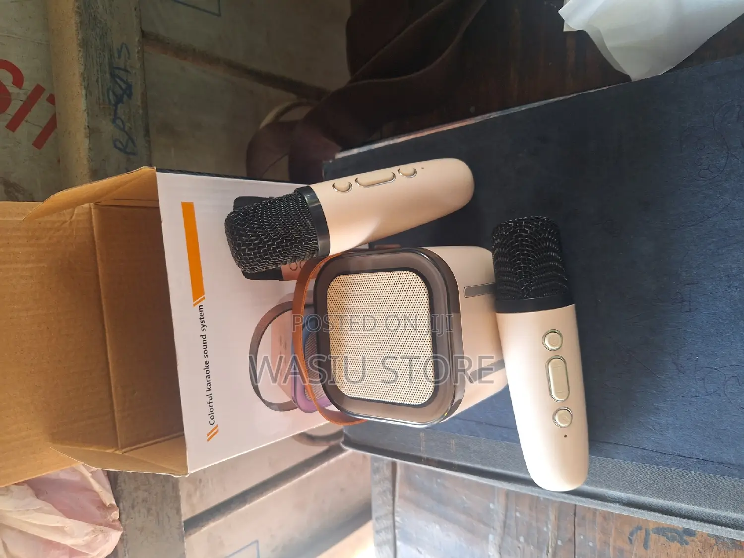 3 in 1 Wireless Karaoke Bluetooth Speaker