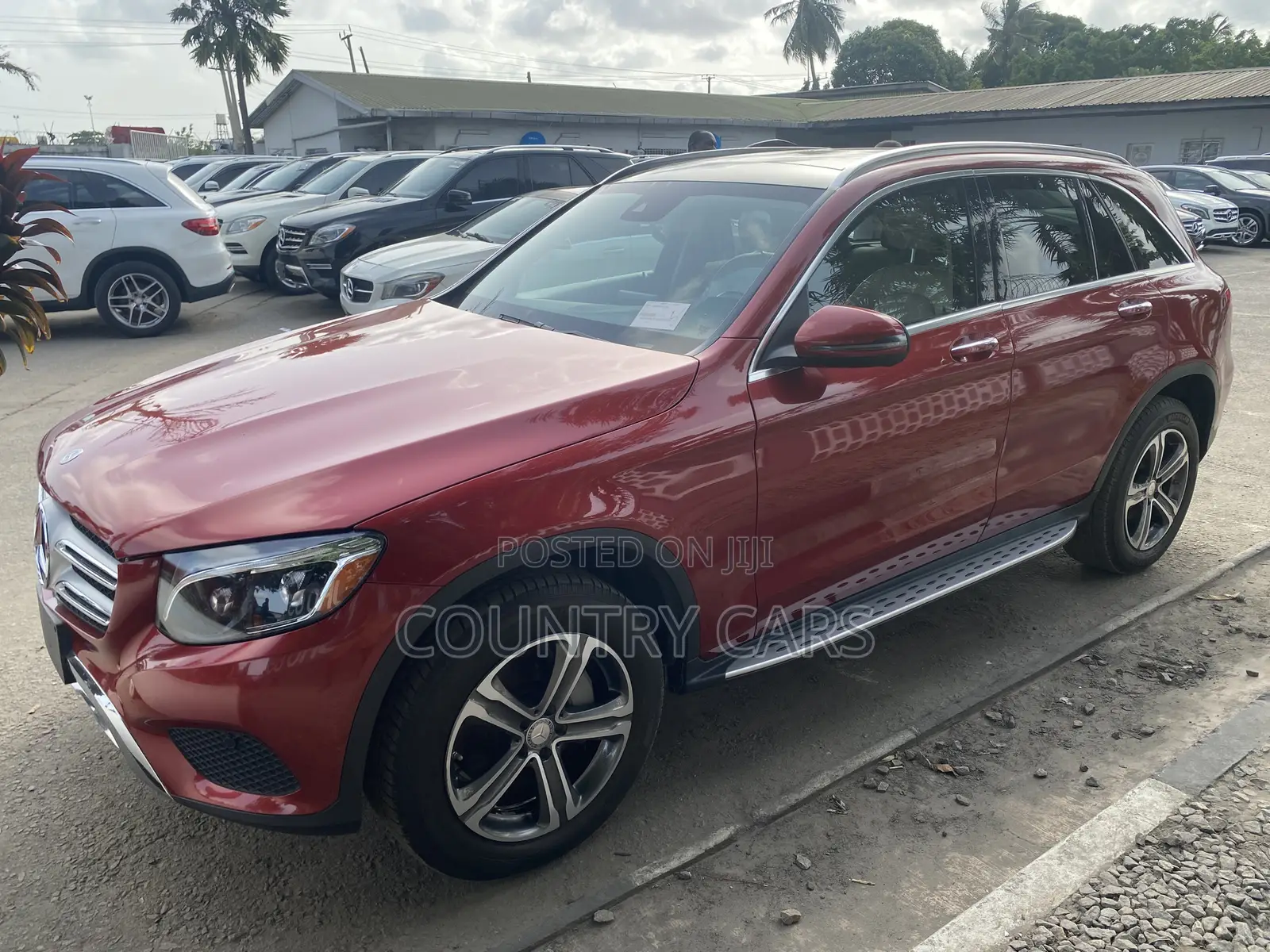 Mercedes-Benz C300 2016 Red