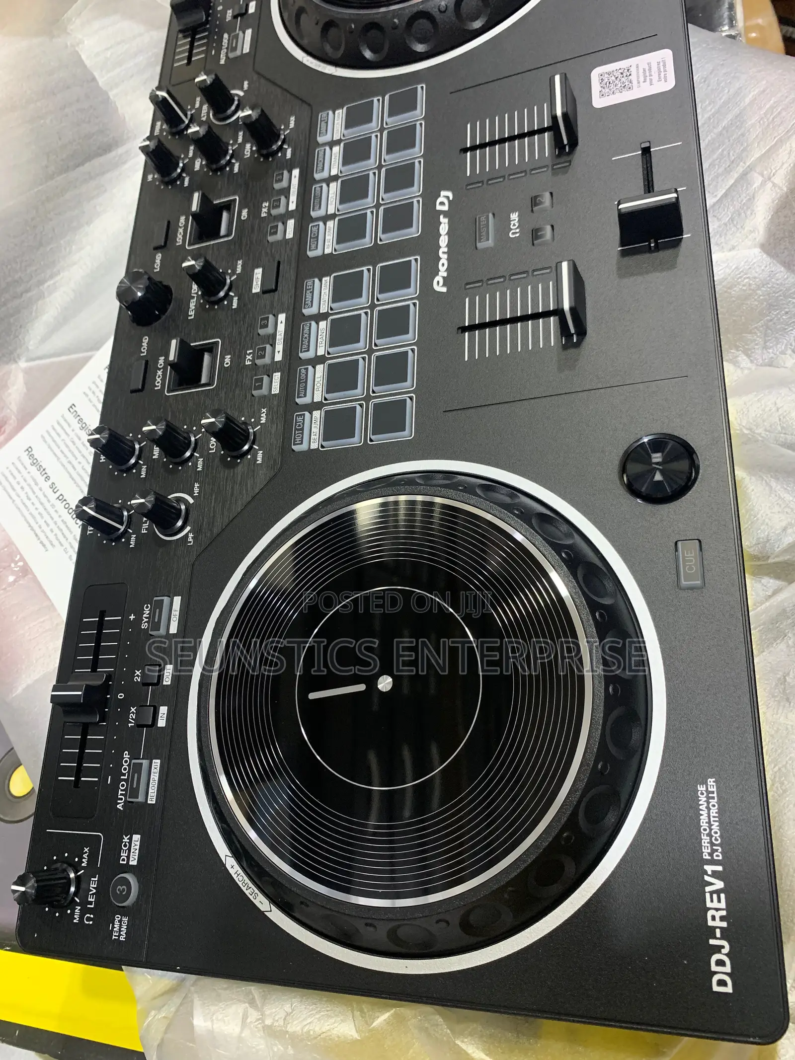 Quality Pioneer DDJ REV 1 Performance DJ Controller