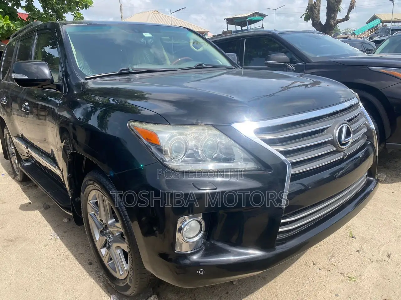 Lexus LX 570 AWD 2015 Black