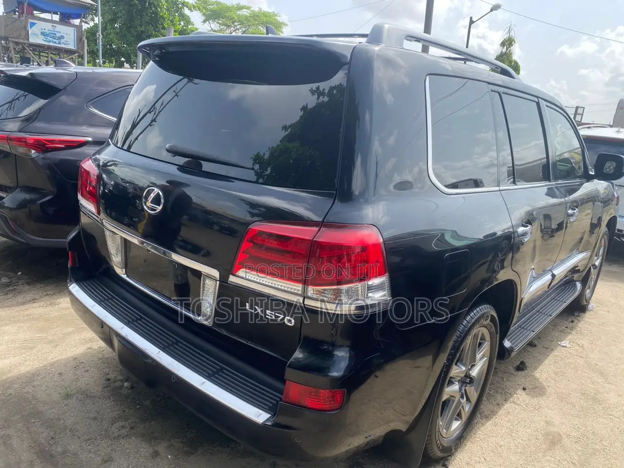 Lexus LX 570 AWD 2015 Black