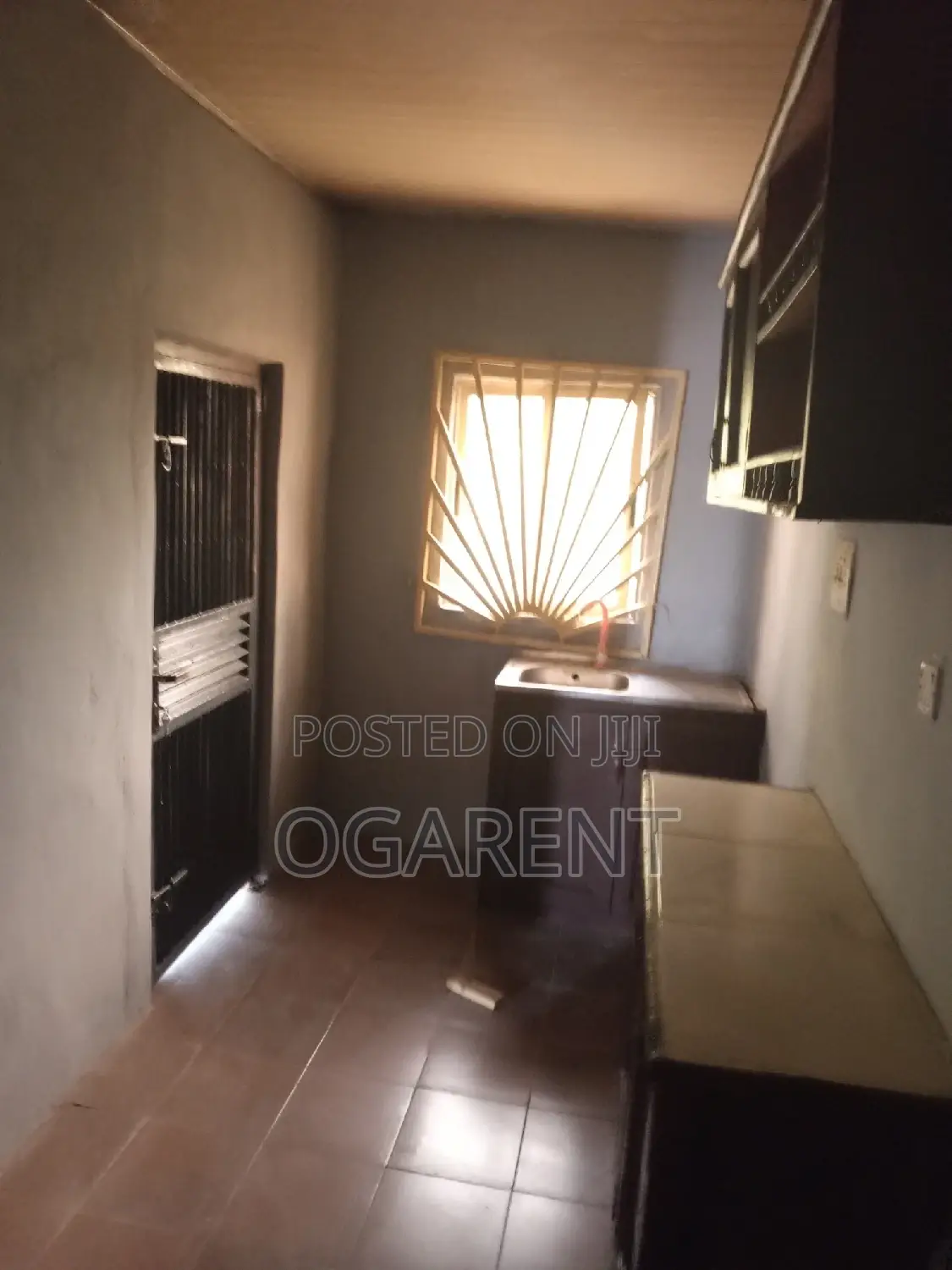 Furnished 3bdrm Apartment in Ekea Sapele Road, Benin City for rent