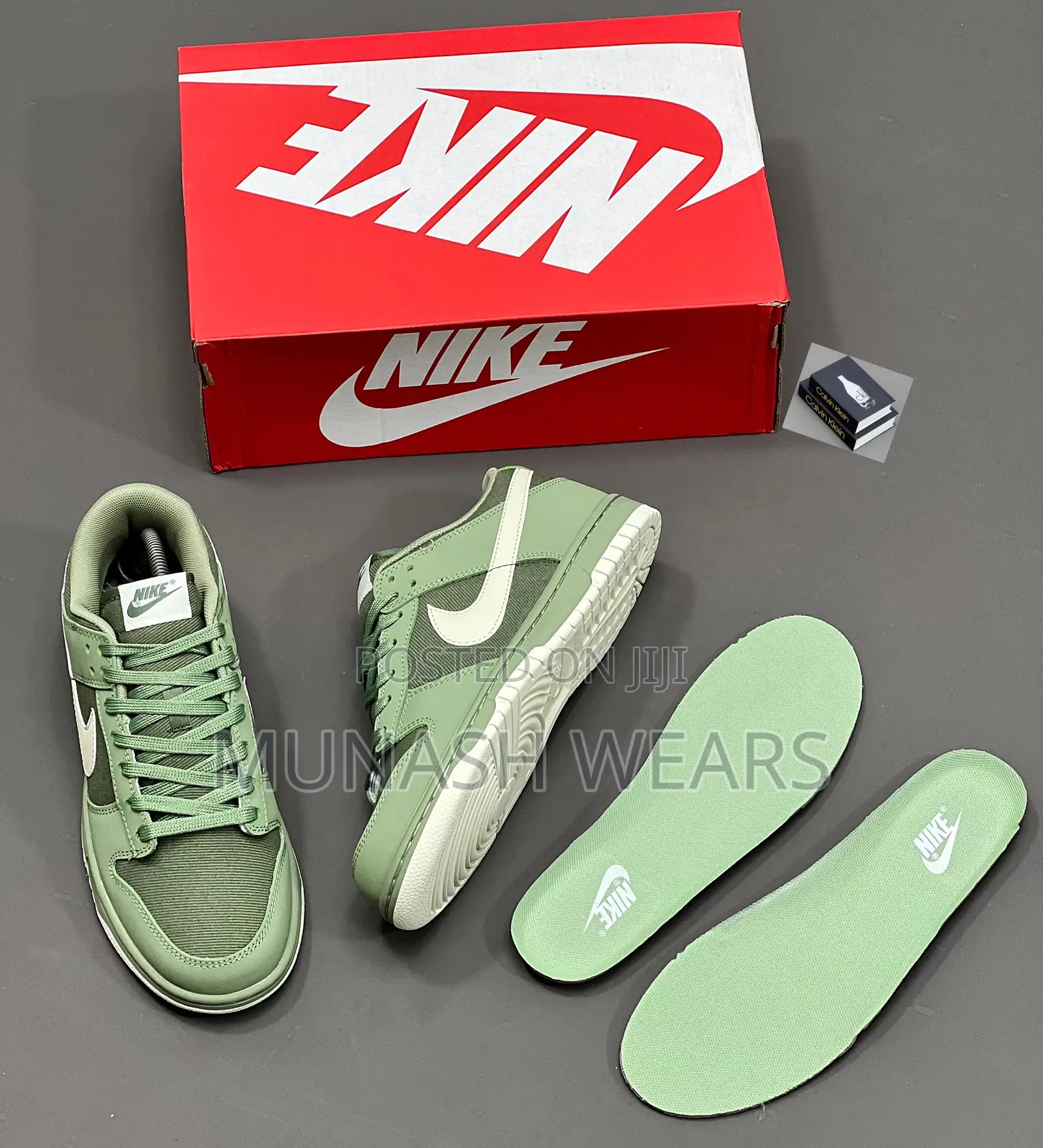 Nike Sneakers