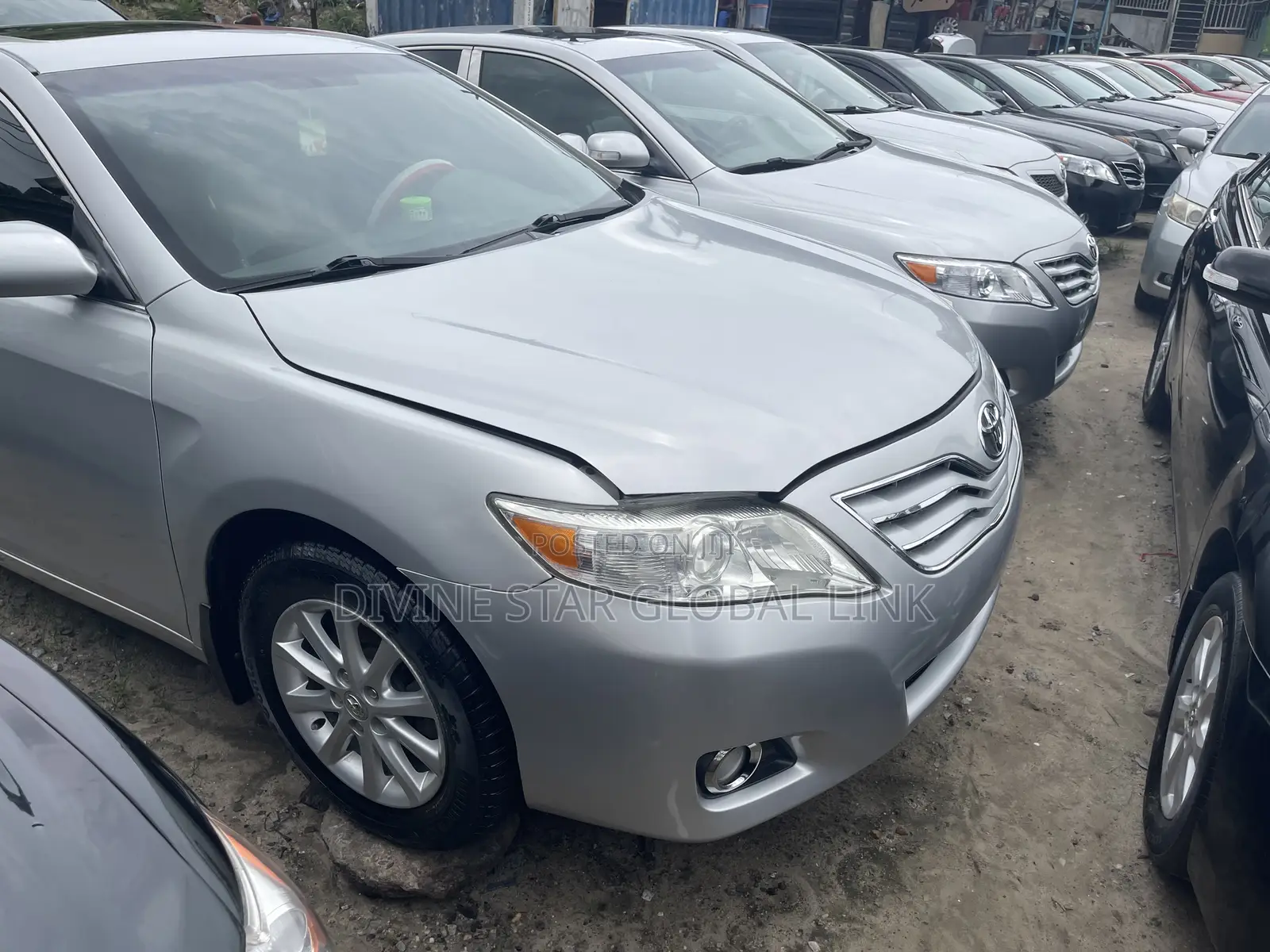 Toyota Camry 2011 Silver