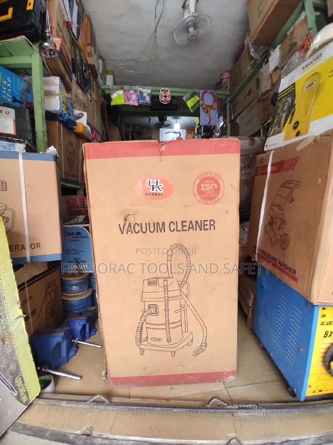 100l Industrial Vacuum Cleaner