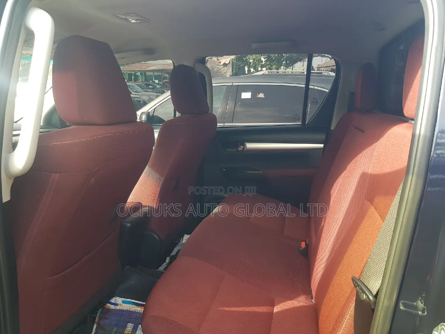 Toyota Hilux 2021 Black