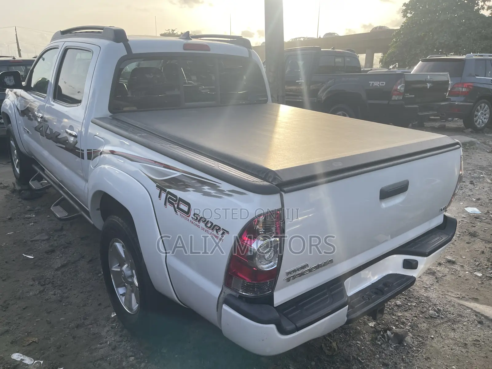 Toyota Tacoma 2015 White