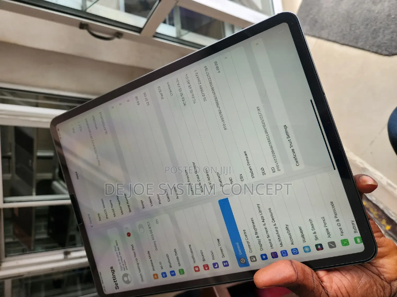 Apple iPad Pro 12.9 (2018) 64 GB Gray