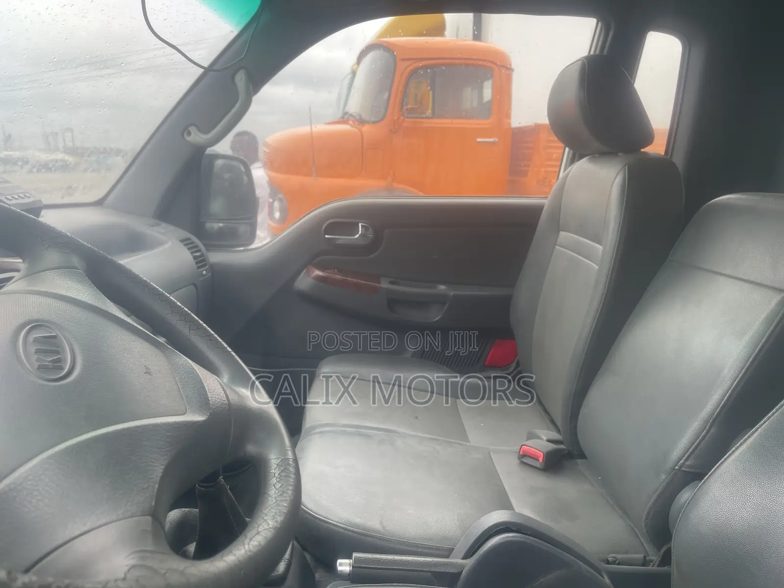 Foreign Used Kia Bongo Refrigerator Truck.