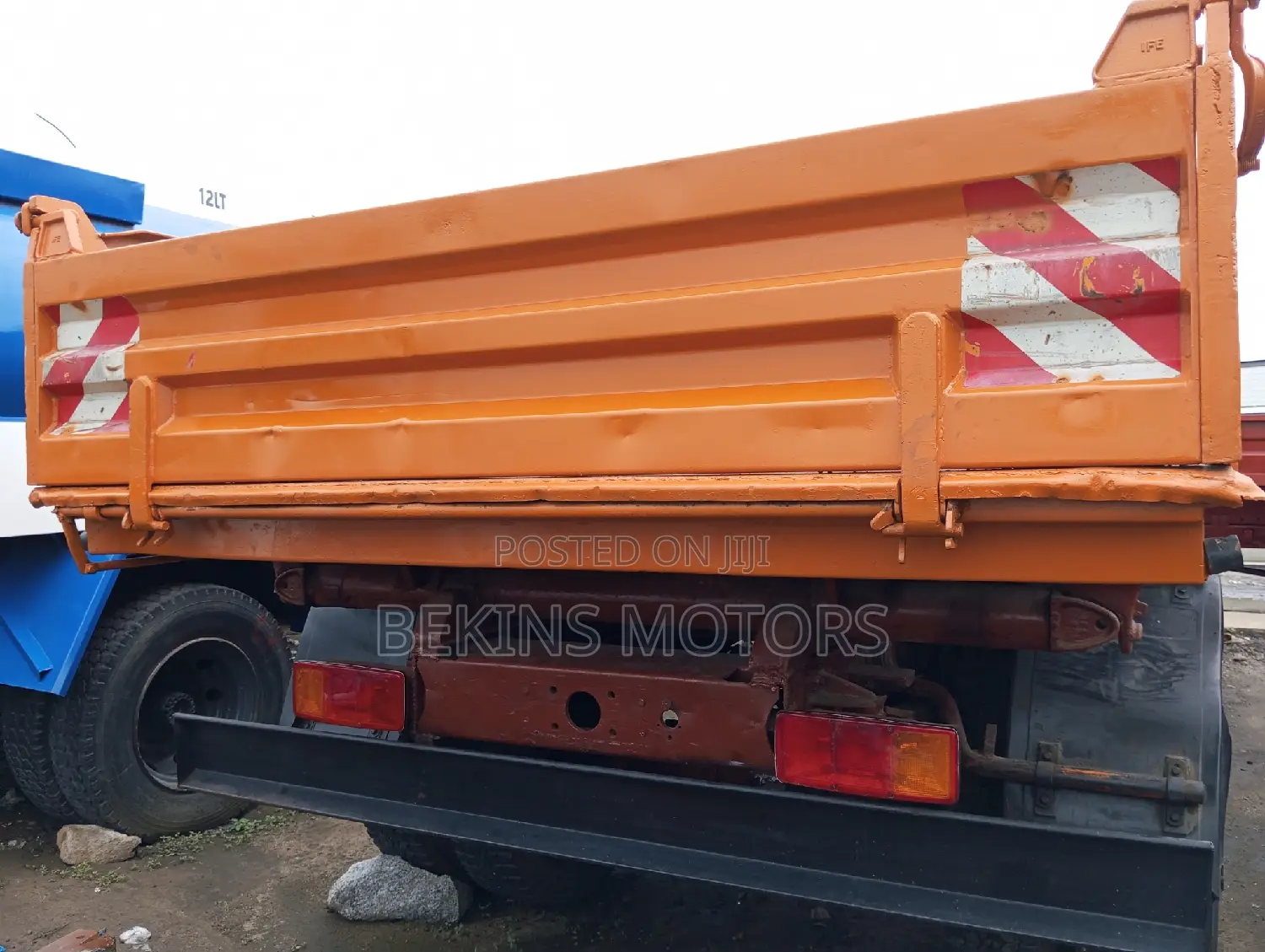 Foreign Used Mercedes-Benz Tipper 1519 2001 Orange