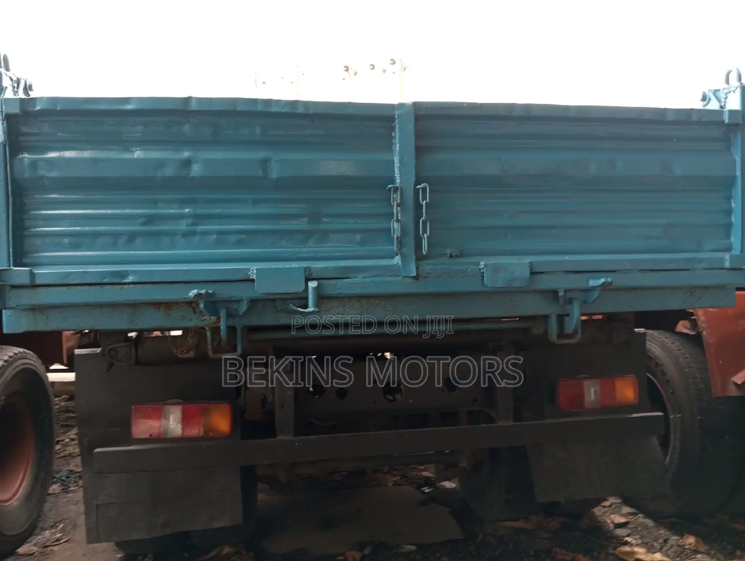 Foreign Used Mercedes- Tipper 1820
