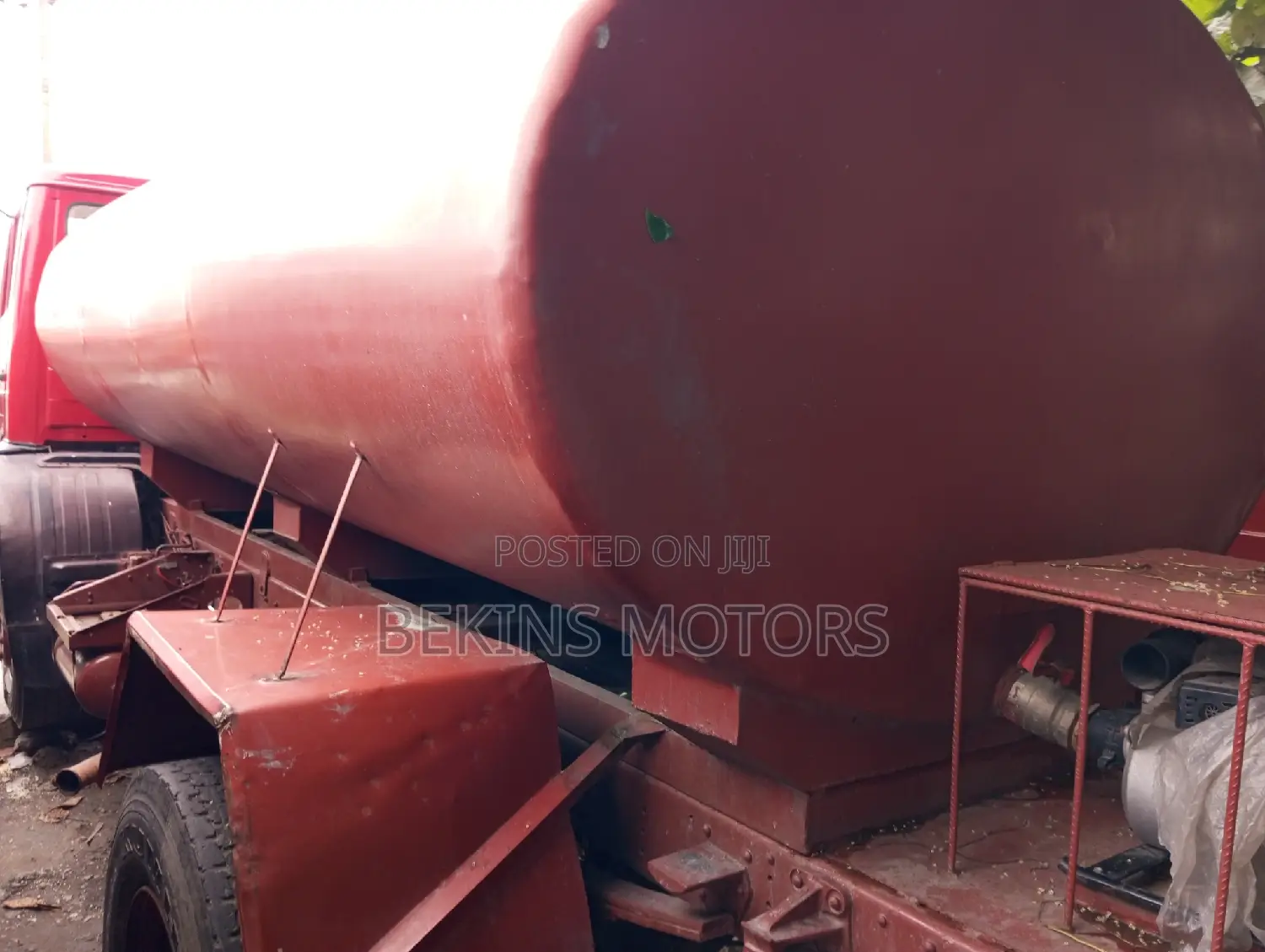 Foreign Used Mercedes- Water Tanker