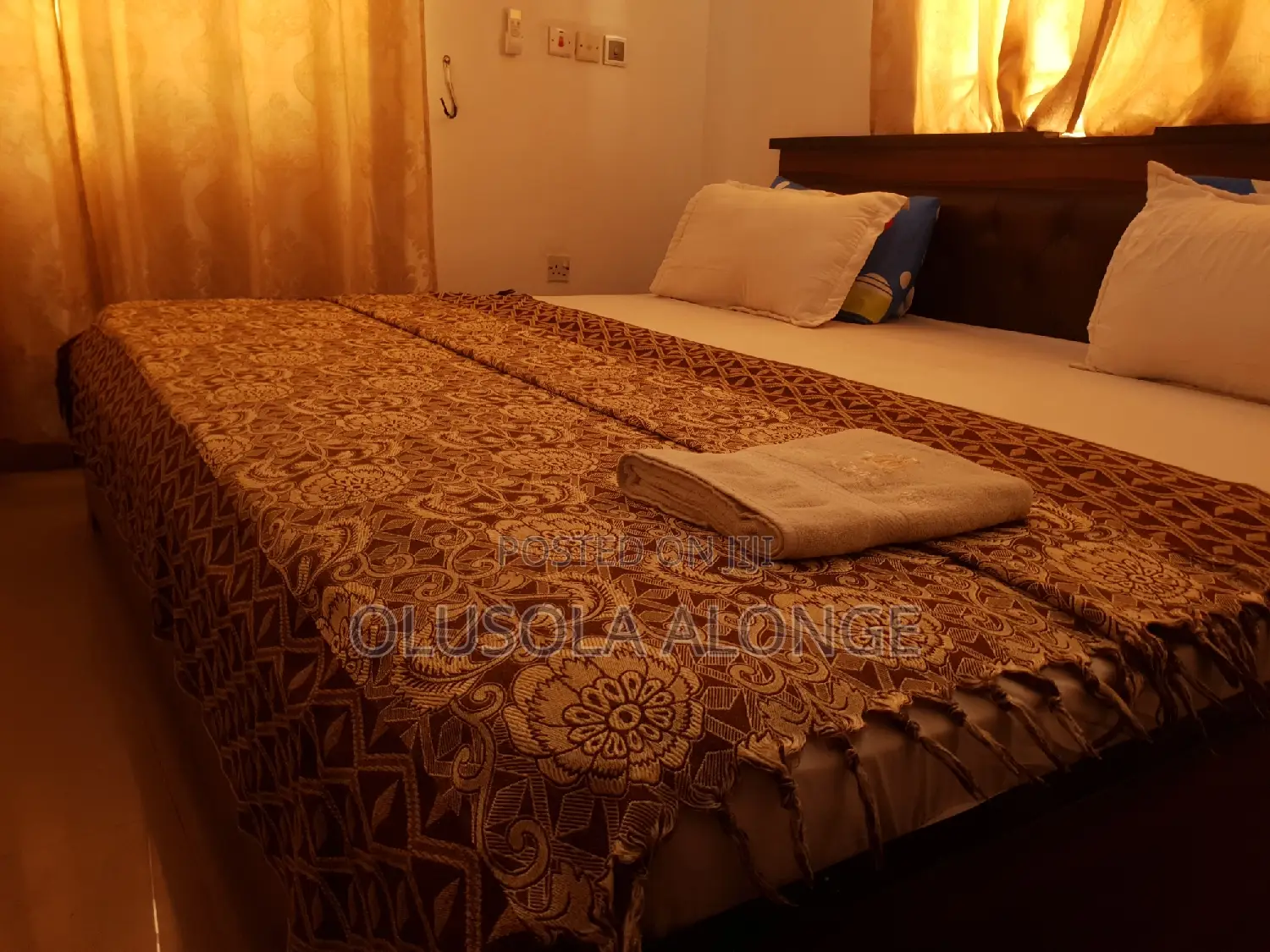 Sparkling Neat Cheapest Private Rooms + Starlink Internet