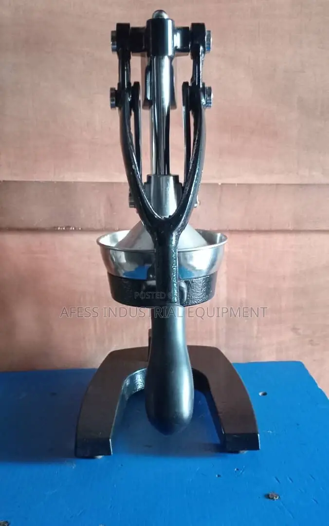 Manual Orange Juicer (Black)