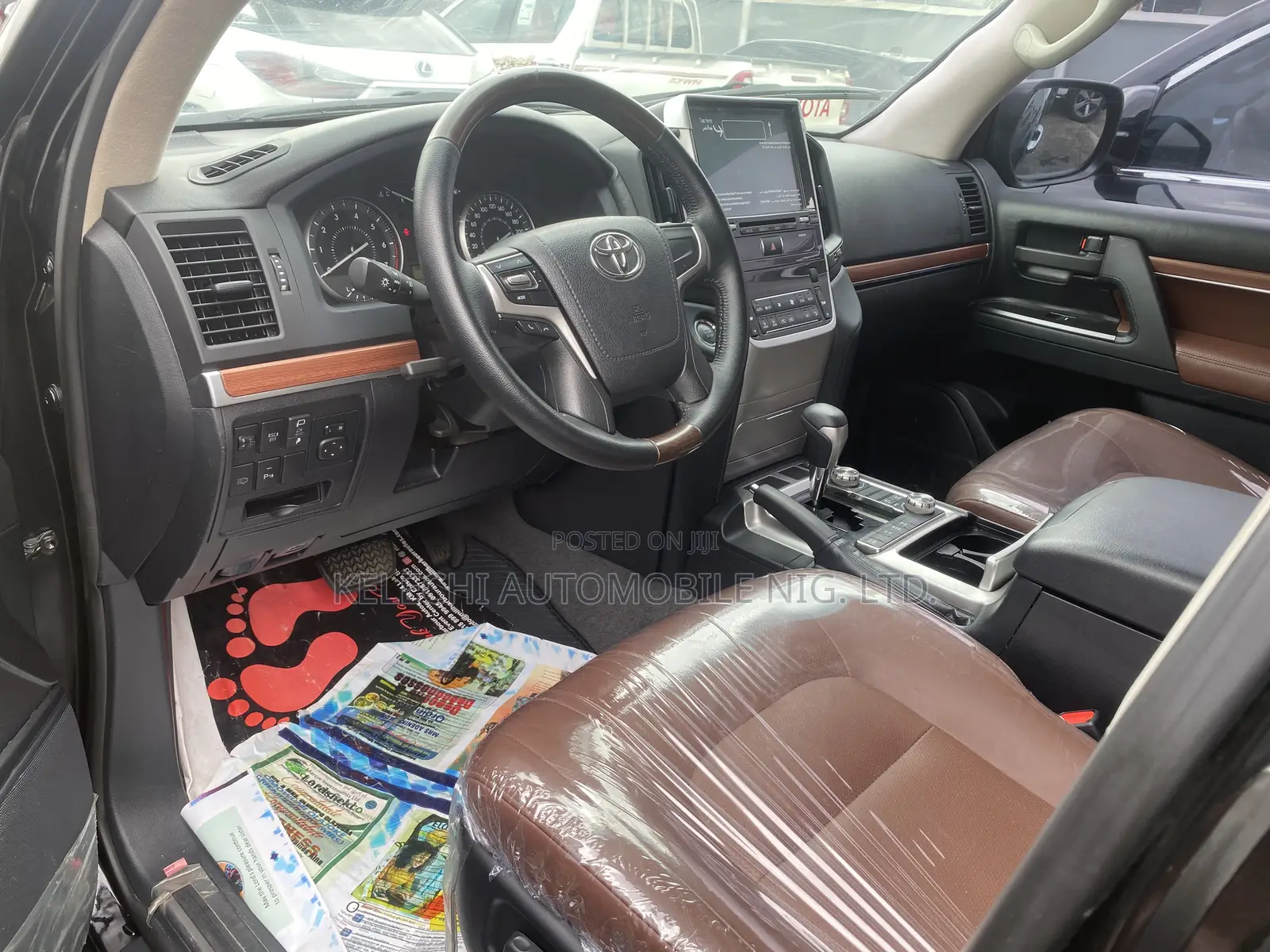 Toyota Land Cruiser 5.7 V8 VXR 2018 Black