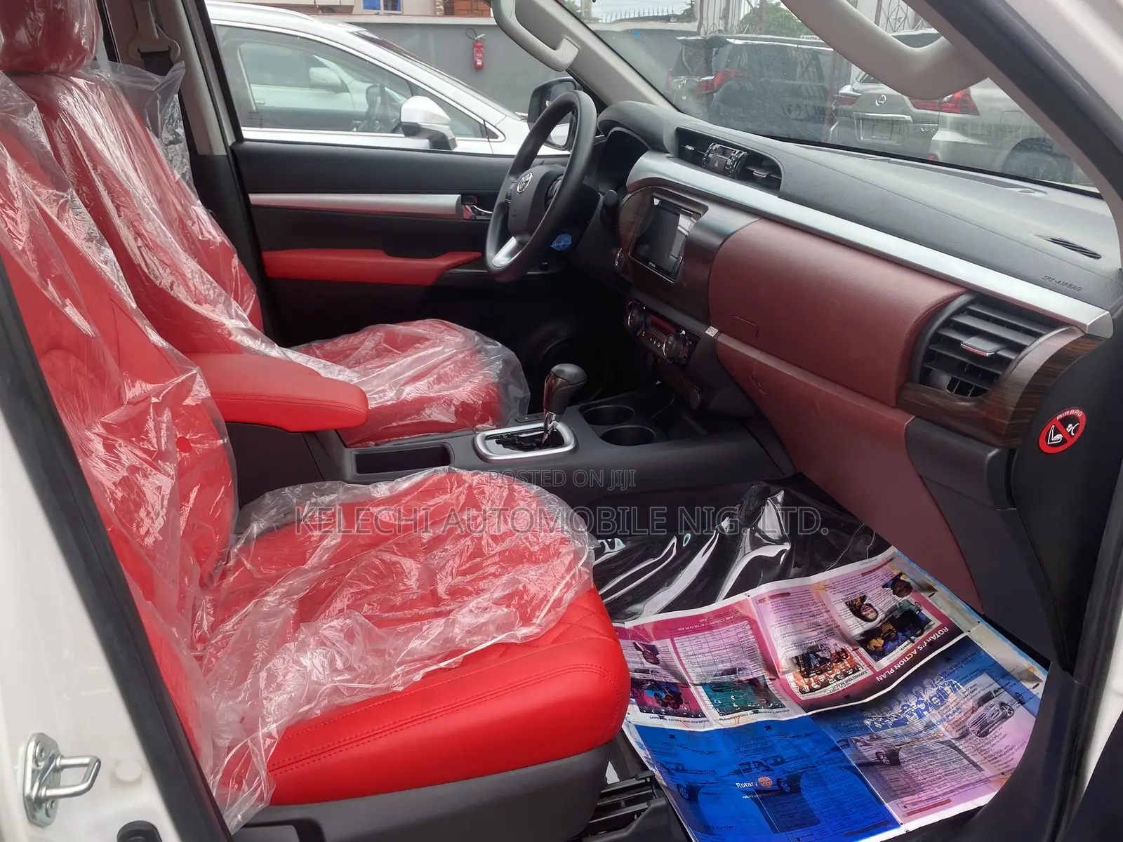 New Toyota Hilux 2021 White