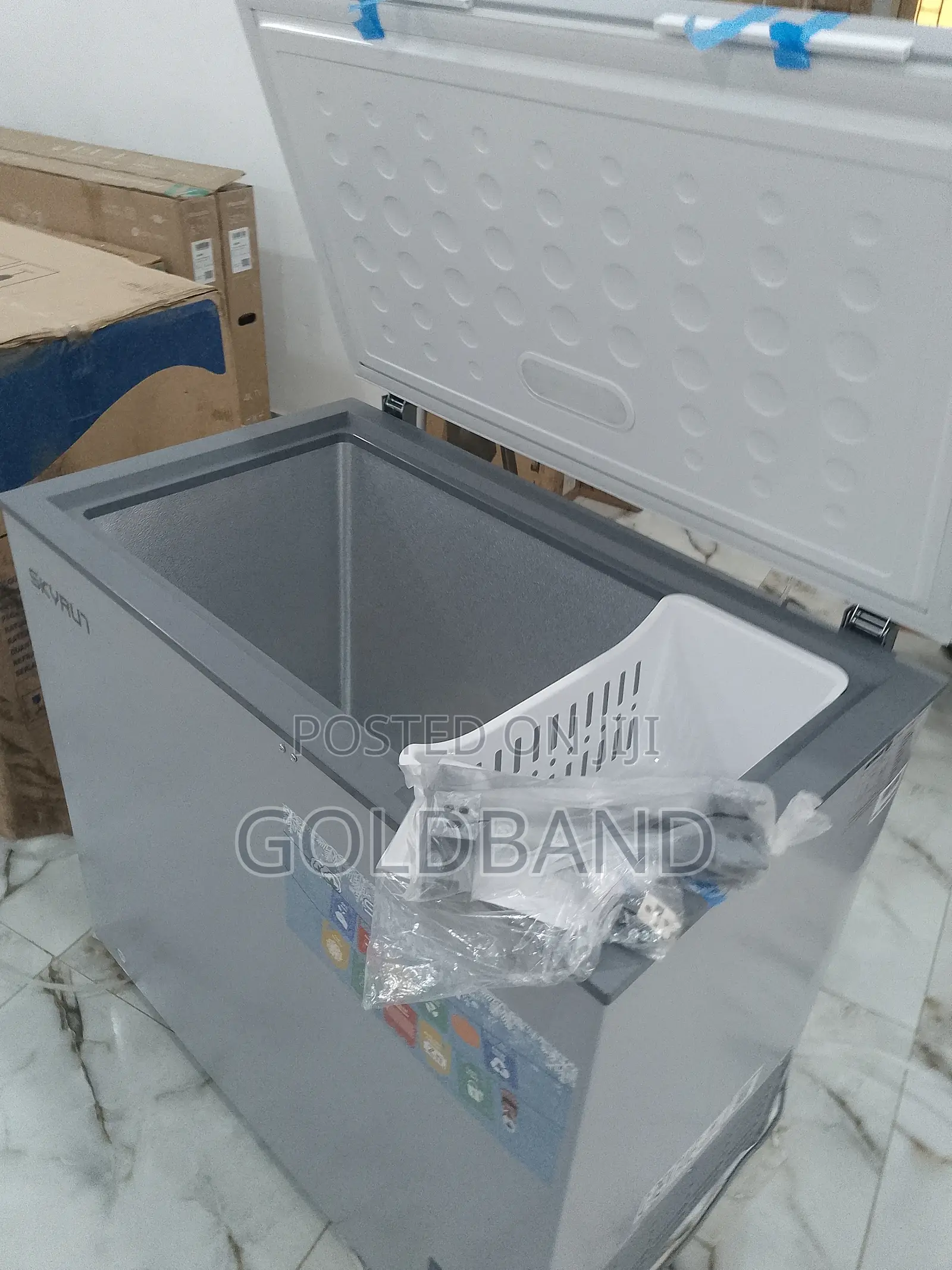 Energy Saving Skyrun Bd-200a 200L Chest Freezer
