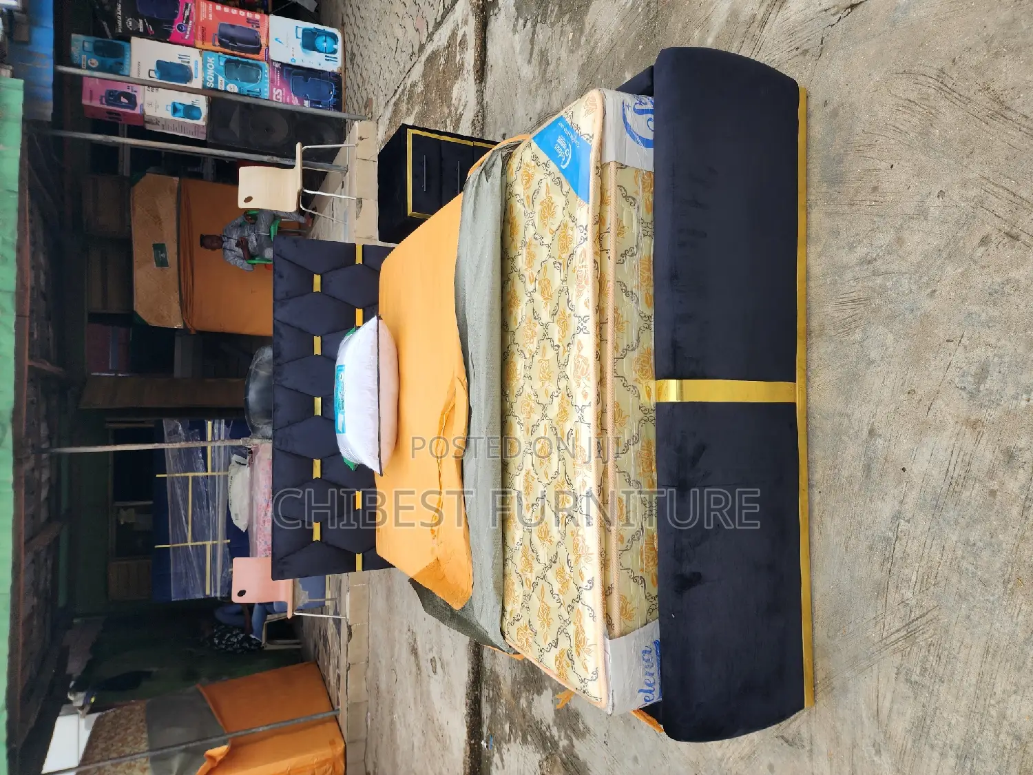 Quality 4.5by6 Upholstery Padded Bed Frame With One Bed Side