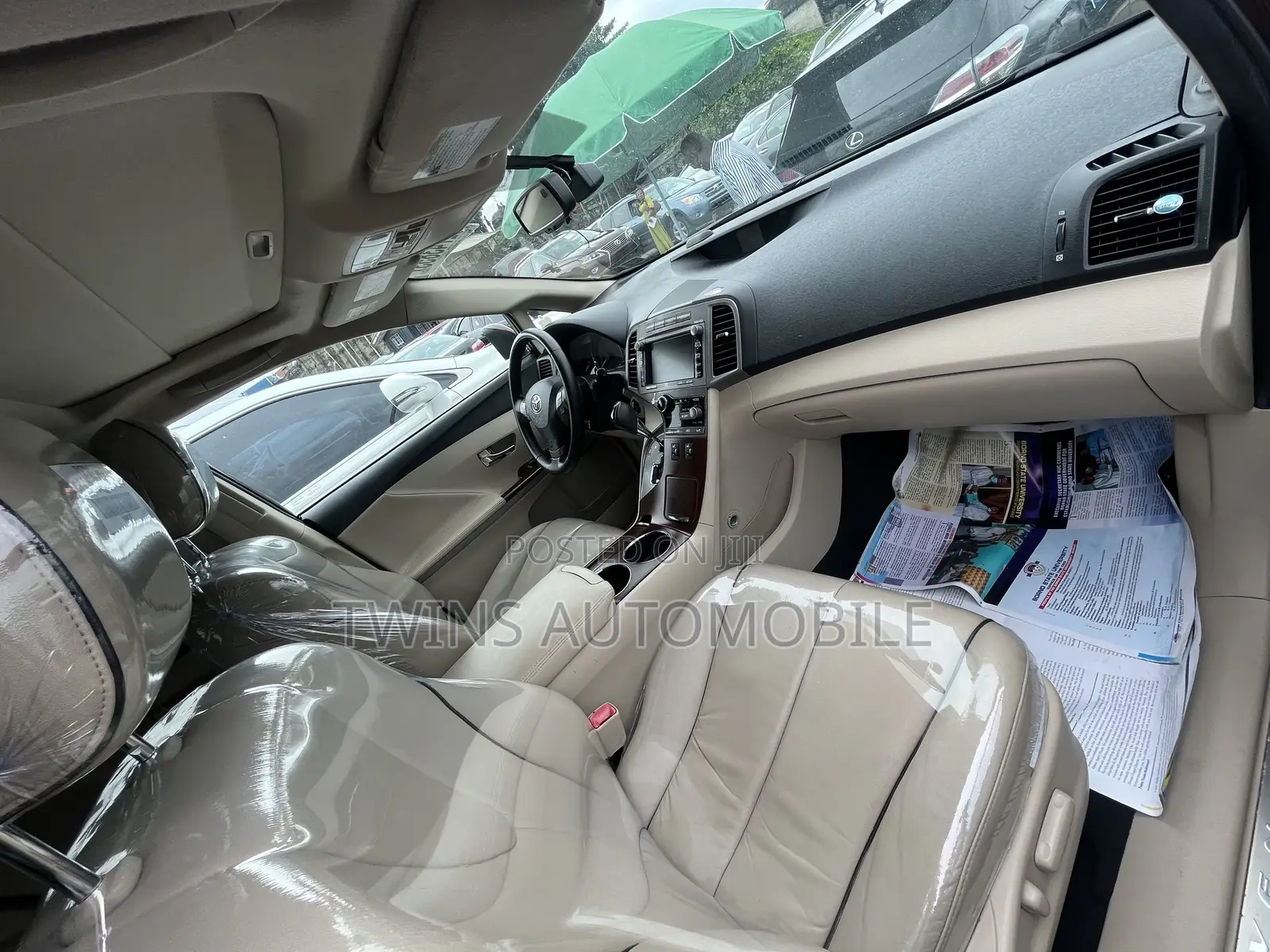 Toyota Venza V6 AWD 2010 Brown