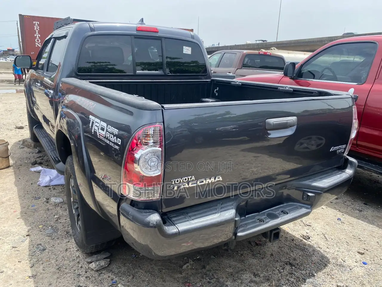 Toyota Tacoma 2015 Gray