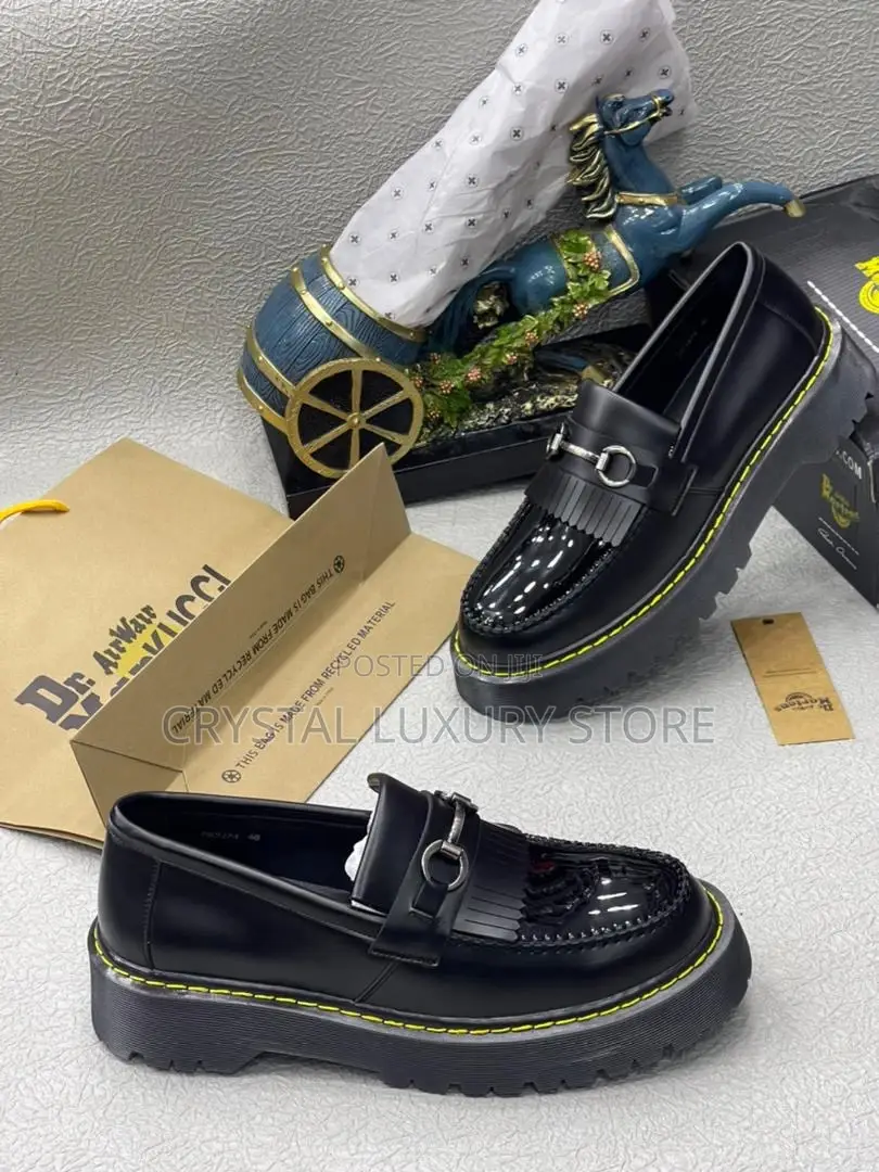 Dr Martens Top Quality Shoe