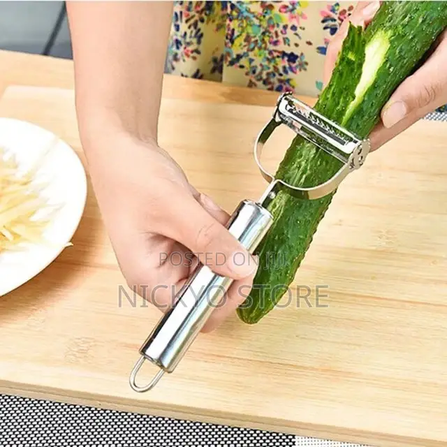 2-in-1 Stainless Steel Julienne Peeler Tool