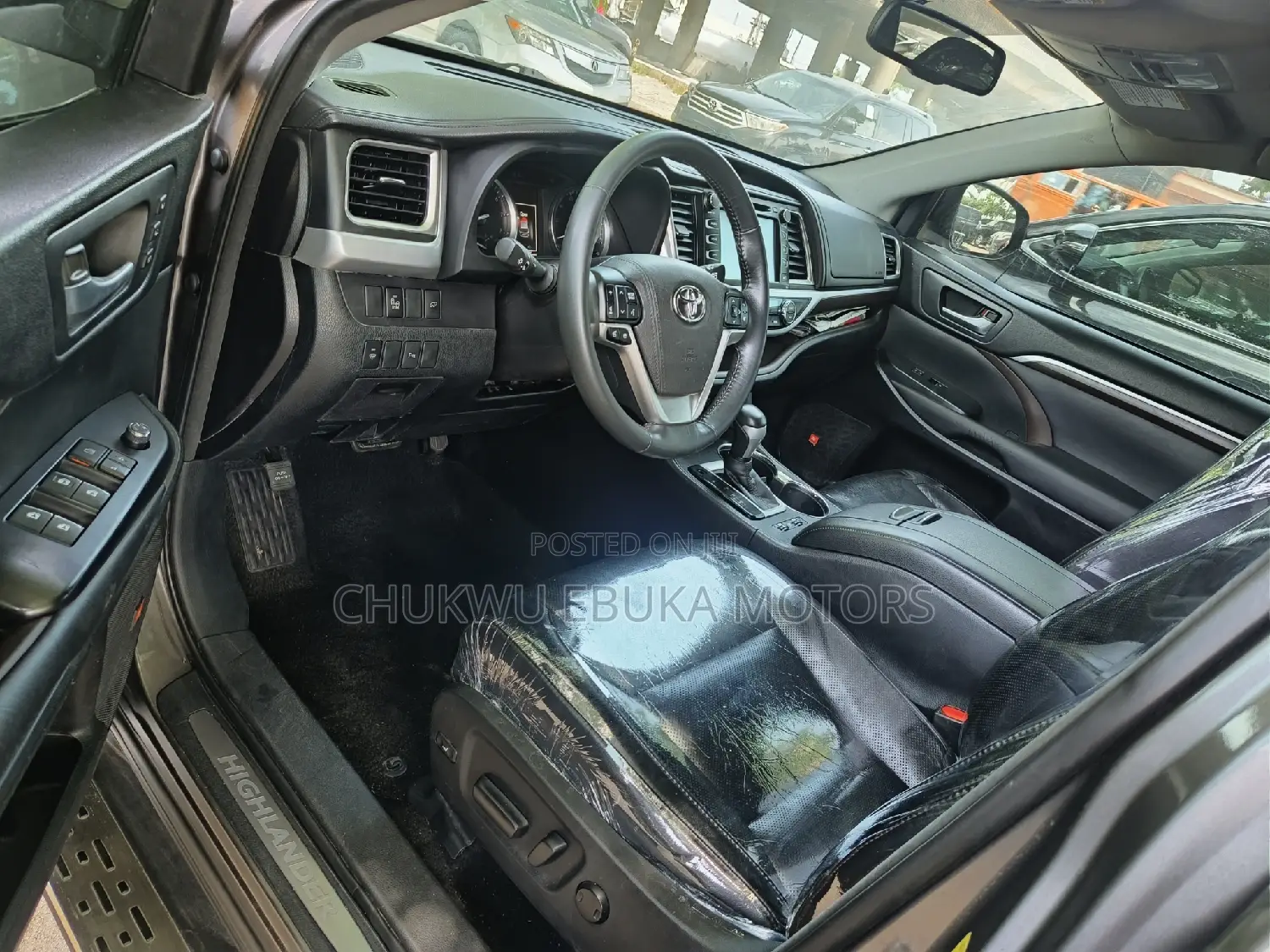 Toyota Highlander Limited 4x4 V6 (3.5L 6cyl 8A) 2017 Gray