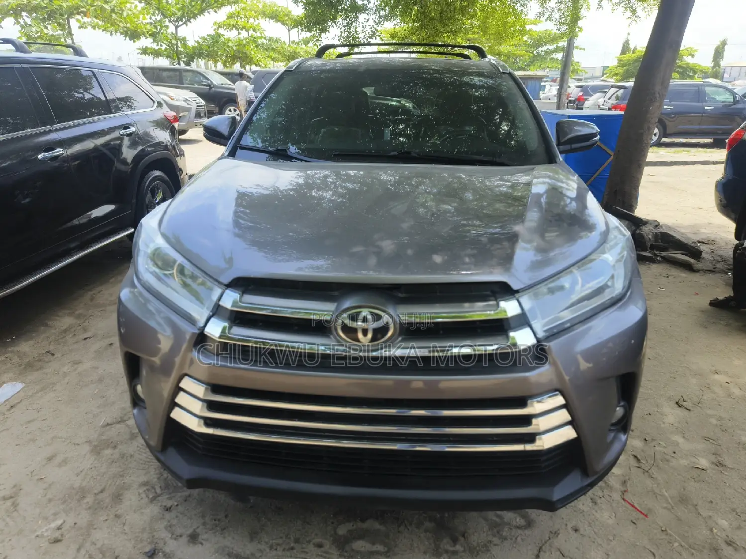 Toyota Highlander Limited 4x4 V6 (3.5L 6cyl 8A) 2017 Gray