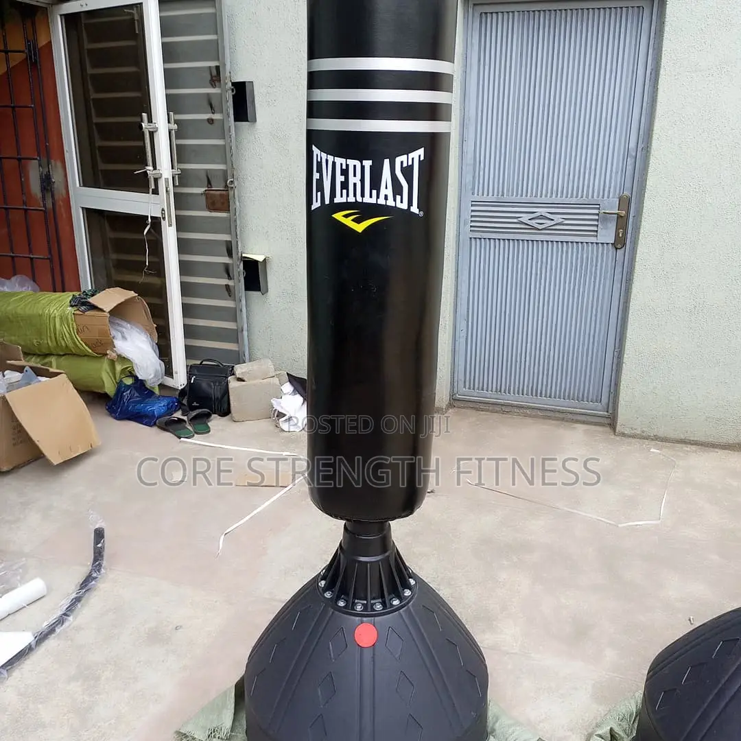 Everlast Commercial Kickboxing Punching Bag