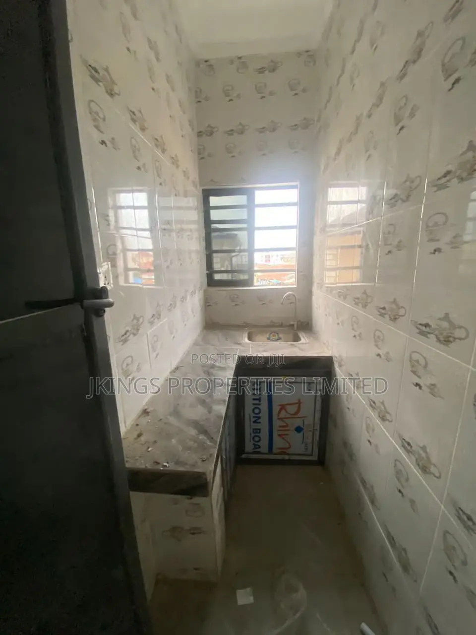 5bdrm Duplex in Chevron, Opebi for sale