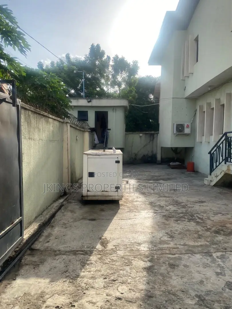 4bdrm Block of Flats in Omole Phase 1 for sale