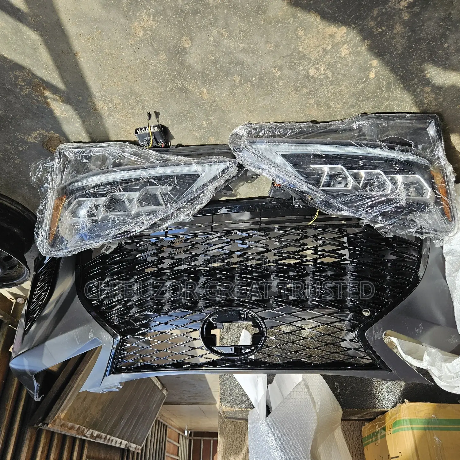 Front Kit With 3 Torch Headlamp for Is 250