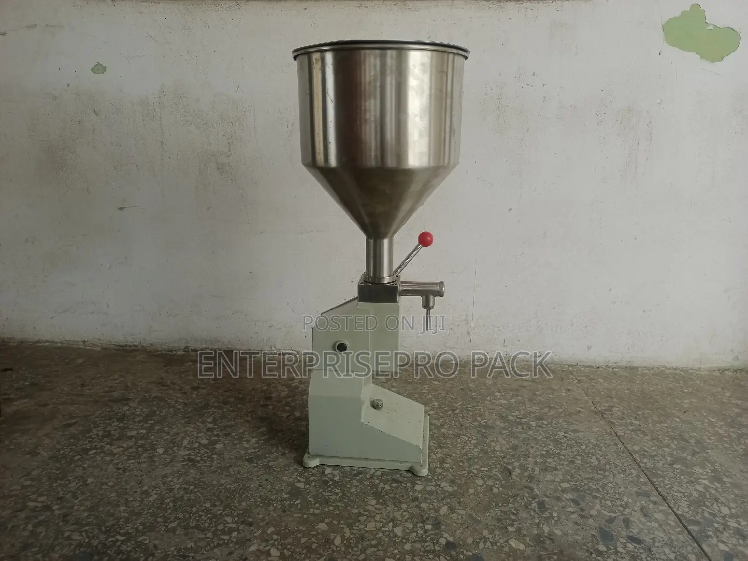 Cream Filling Machine