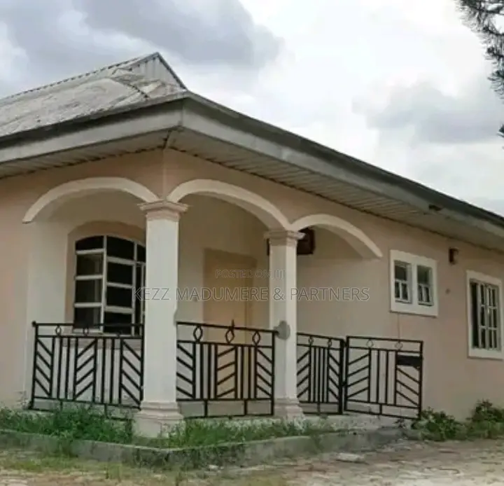 4bdrm Bungalow in Rumuodomaya , Port for sale