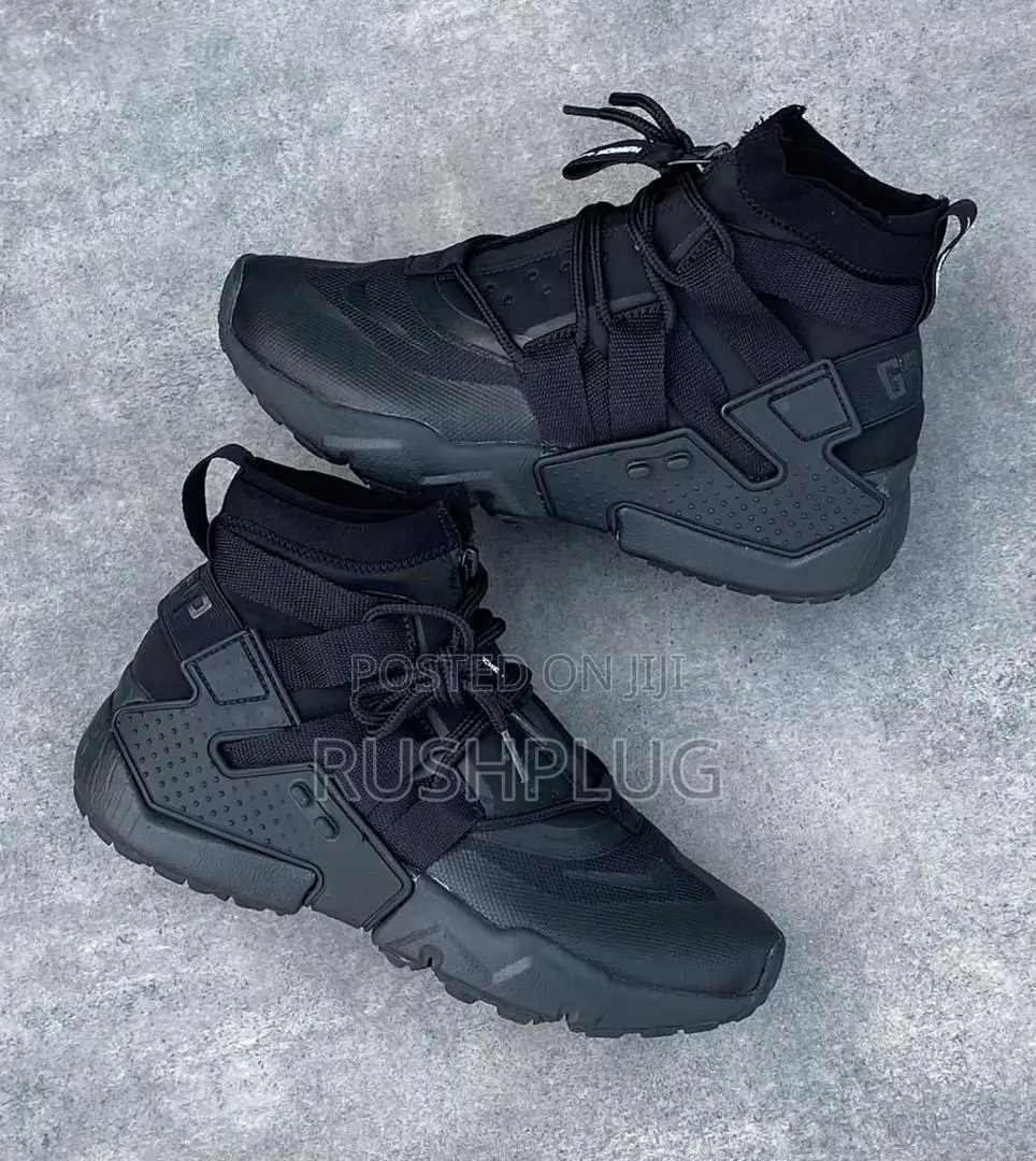 Nike Air Huarache Grip Men’S All Black Sneakers