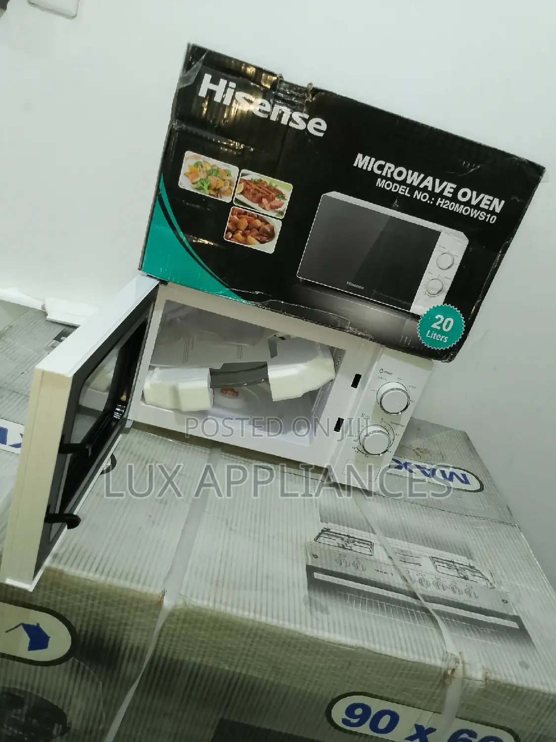 Durable and Reliable Microwave 20l Hisense