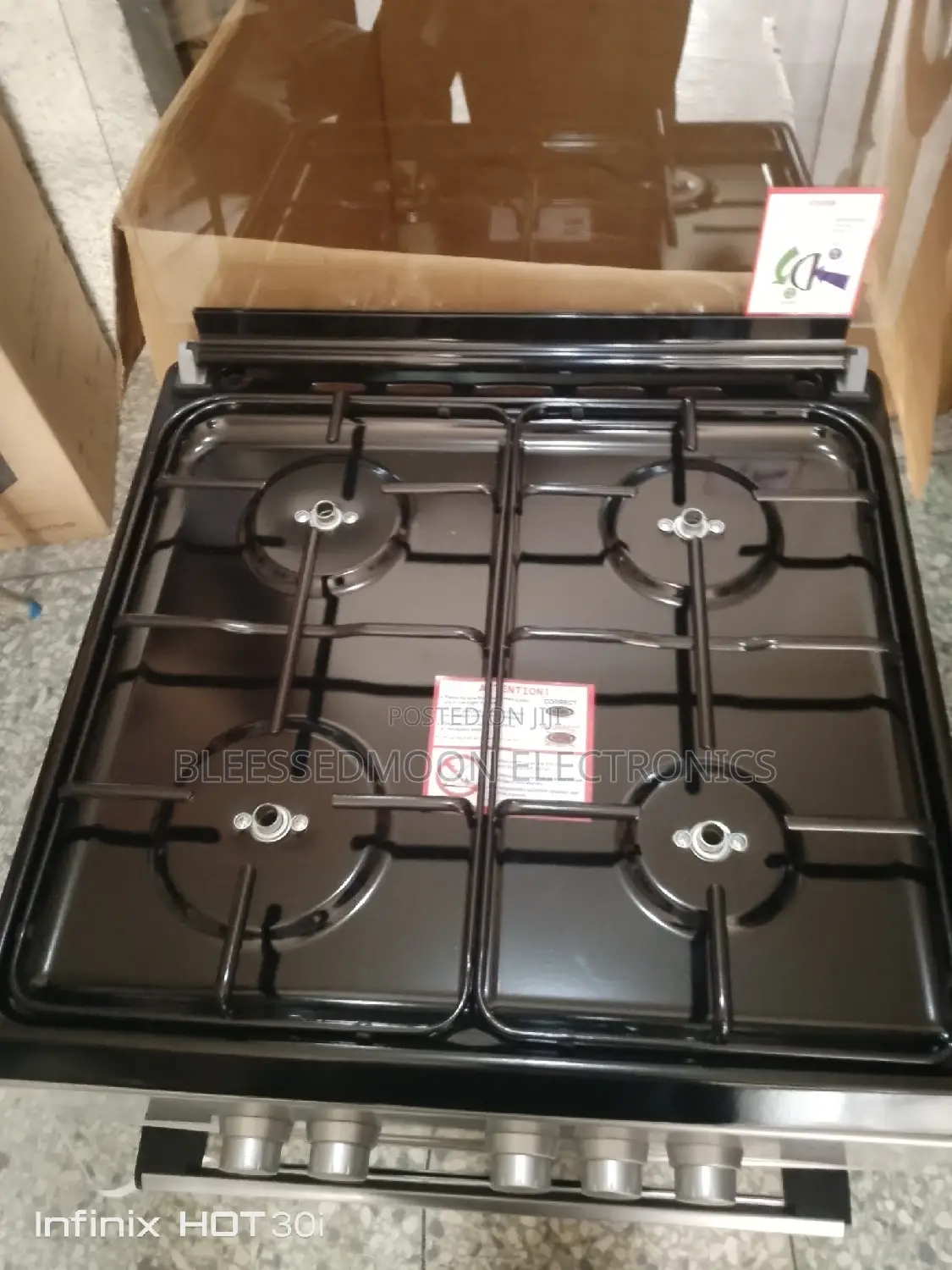 Maxi 4 Burner Gas Cooker With Oven and Grill 3 Years W