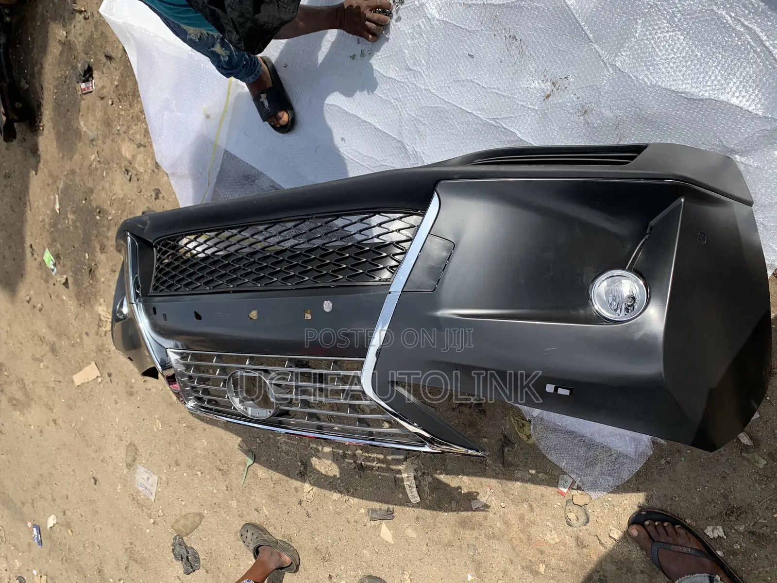 Rx350 2013 2014 Front Bumper Available as Seen