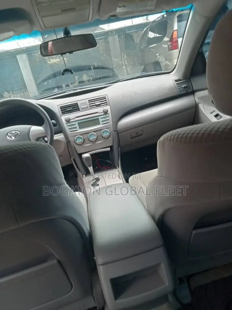 Car for Rent (Toyota Camry)