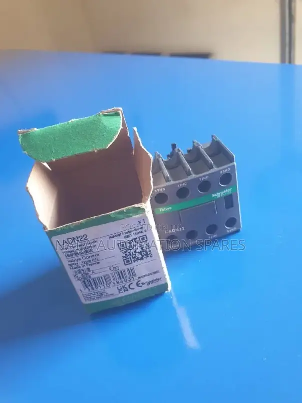 Schneider LADN22 Auxiliary Contact Block, 2NO + 2NC,