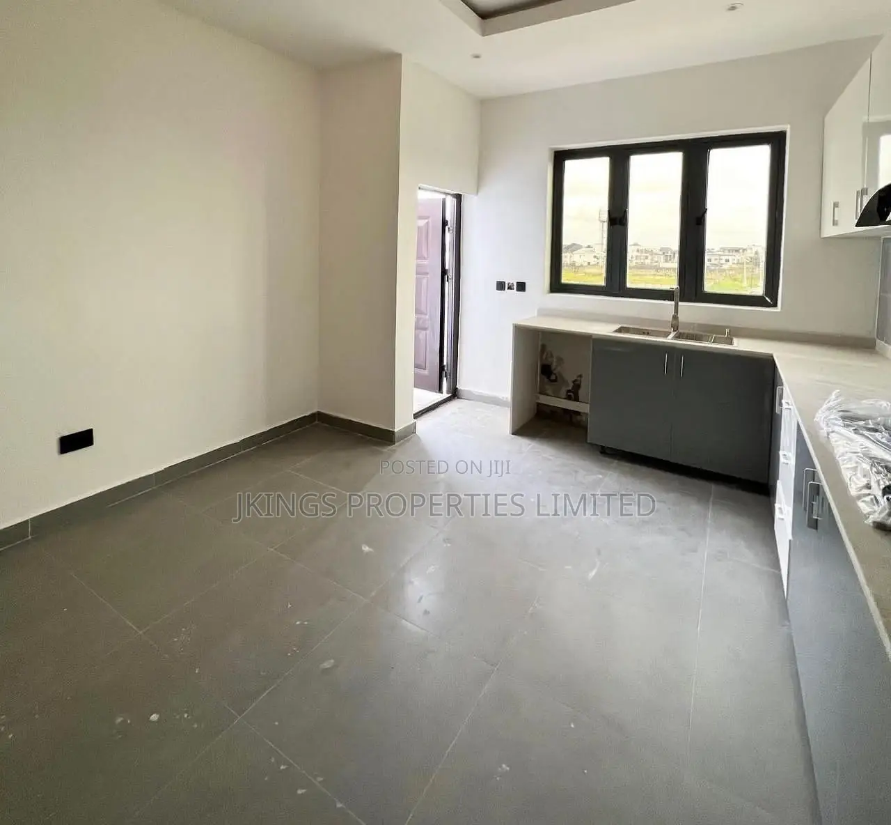 1bdrm Block of Flats in Abule-Ijesha for rent