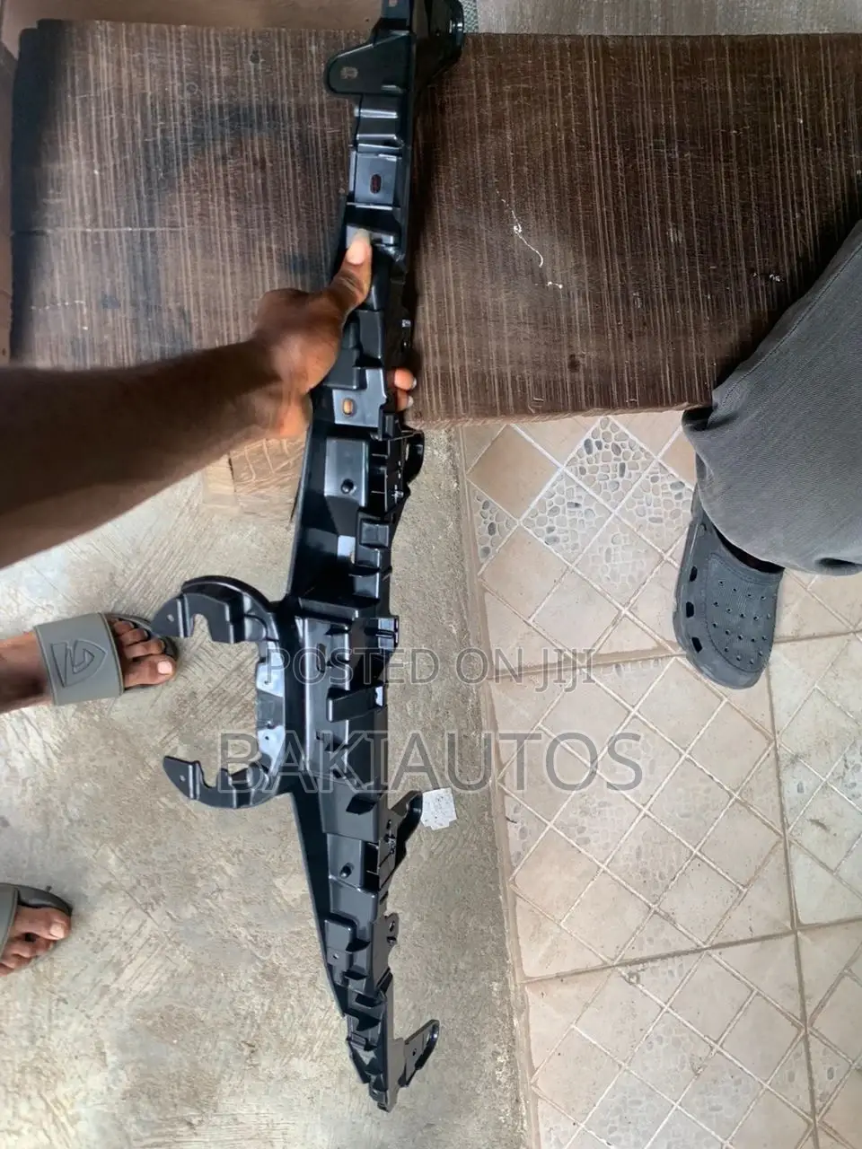 Complete Front Grill for Avalon 2020 Available as Seen