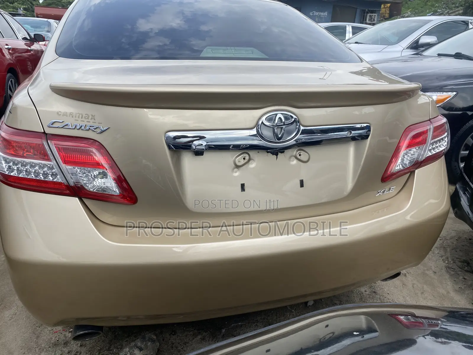 Toyota Camry 2011 Gold