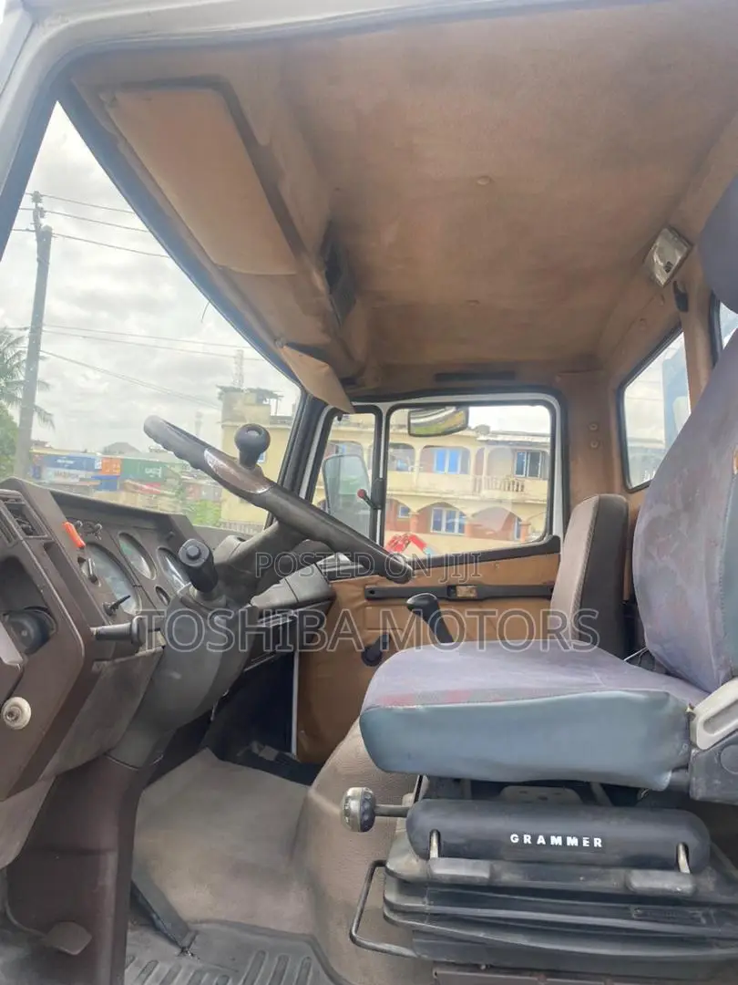 Mercedes Benz 814 Truck Foreign Used
