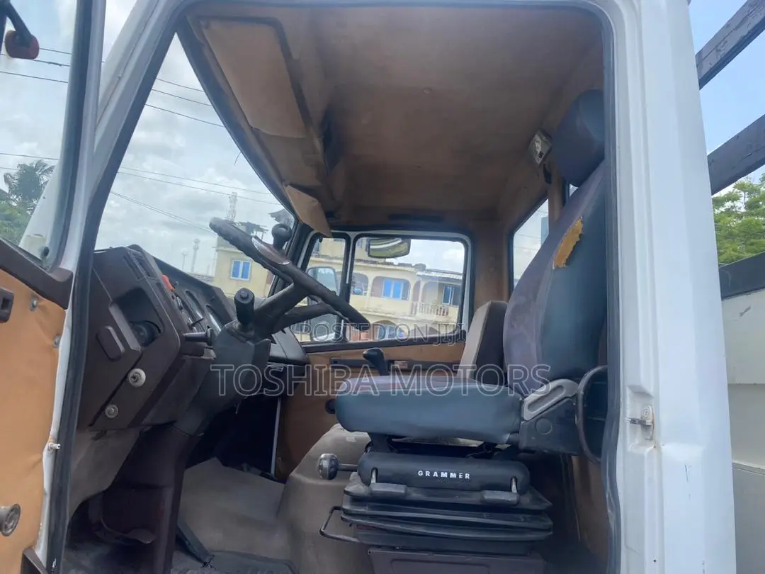 Mercedes Benz 814 Truck Foreign Used