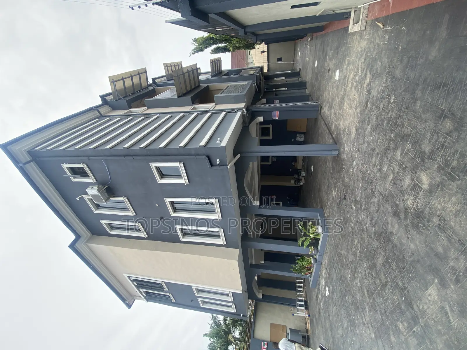1bdrm Block of Flats in Dawaki for rent