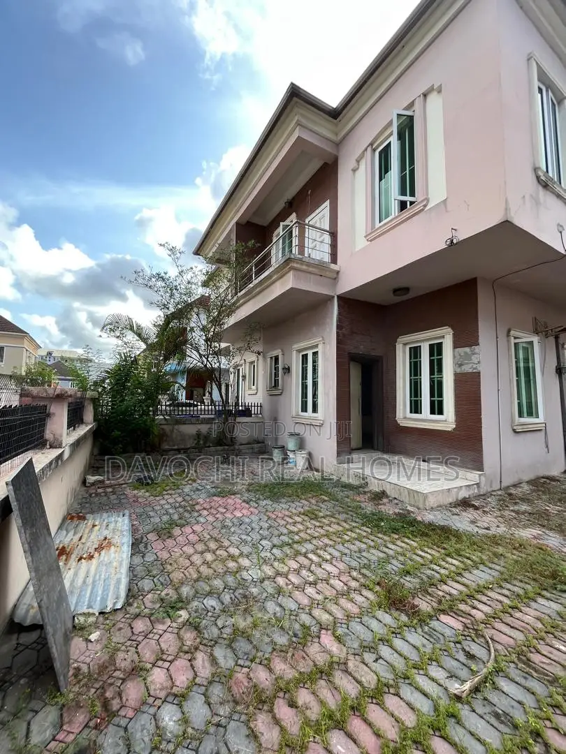 4bdrm Duplex in Southern View Estate, Lekki for rent