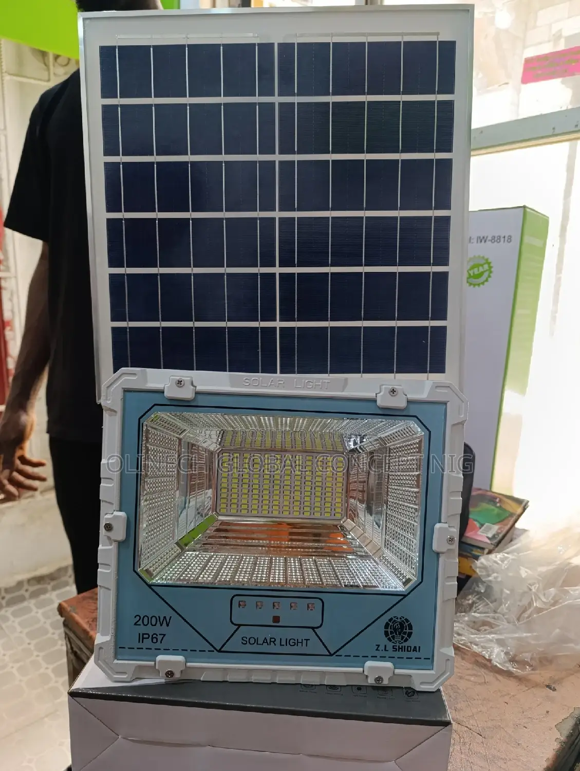 200 ZL Shidai Solar Flood Light